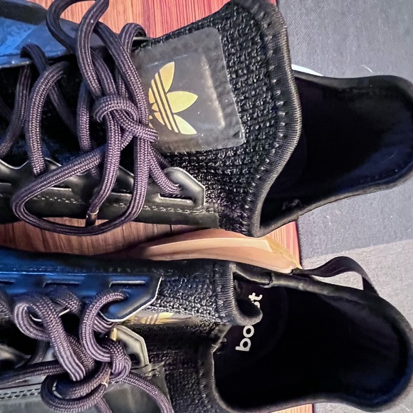 Adidas boost men’s sneakers. Like New - Picture 4 of 7